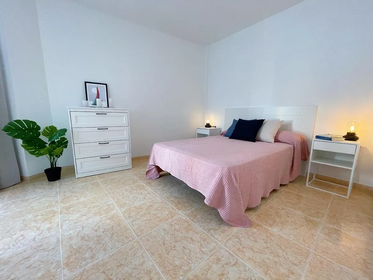 Edificio Don Diego لوس كريستيانوس شقة